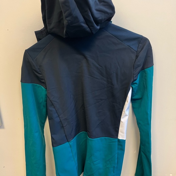 Maloja MENDELB shoftshell jacket- never worn. Perfect for cross country skiing - Picture 2 of 3
